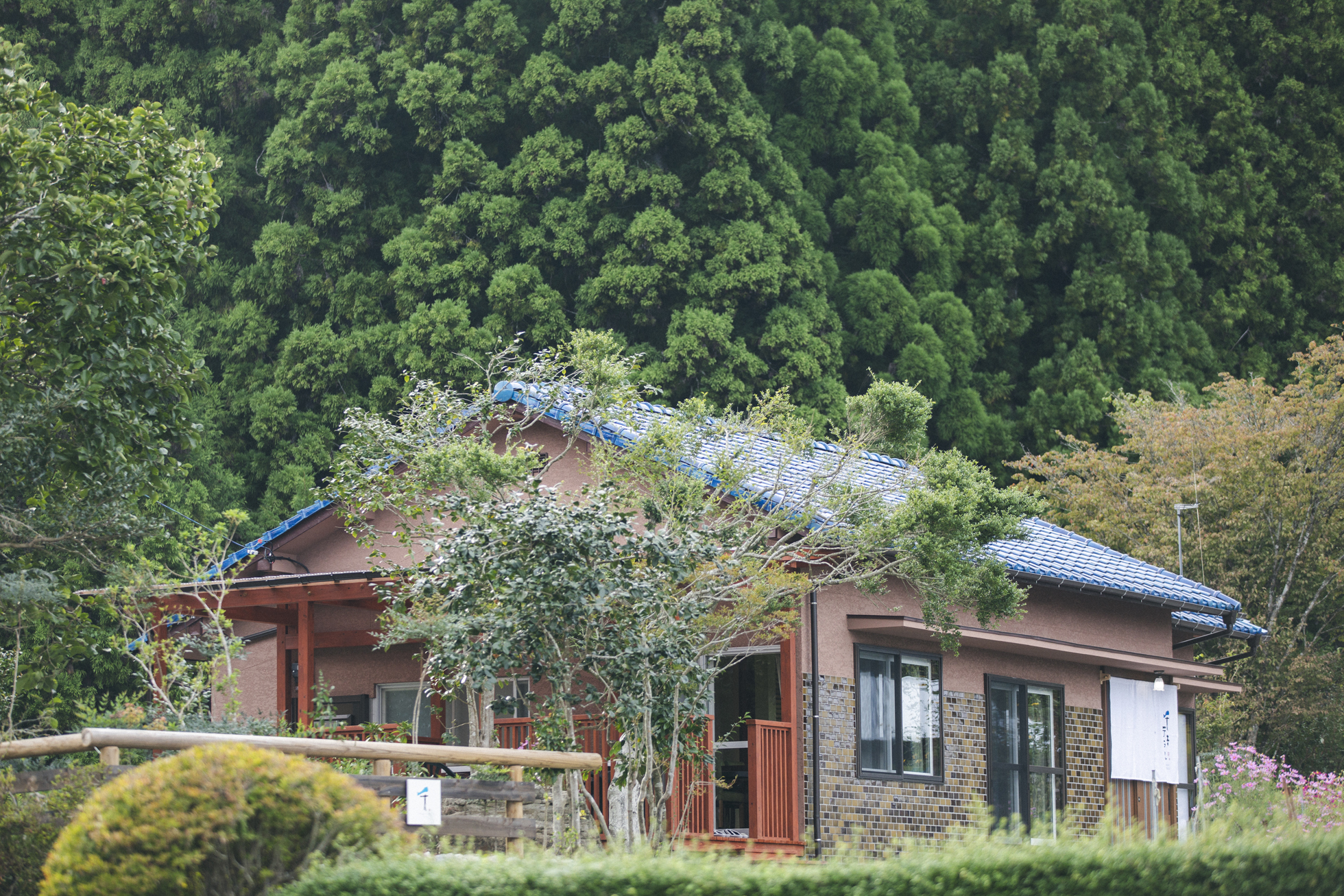 The exterior of Senbon Terrace